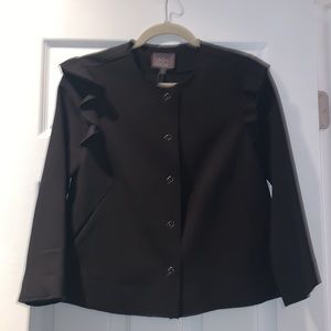 Leo & Sage 3 quarter sleeve swing blazer ruffled shoulder Barney’s XS tags